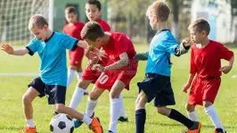 百岁抗战老兵：手握力道，忆往昔战火岁月